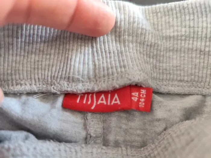 Short tissaia imprimé militaire 4 ans - photo numéro 3