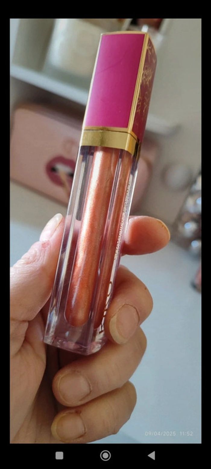 Kiko Milano Charming Glass Lip Gloss Teinte 03 - photo numéro 2