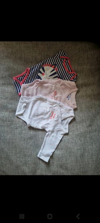 Lot 3 body 1 mois
