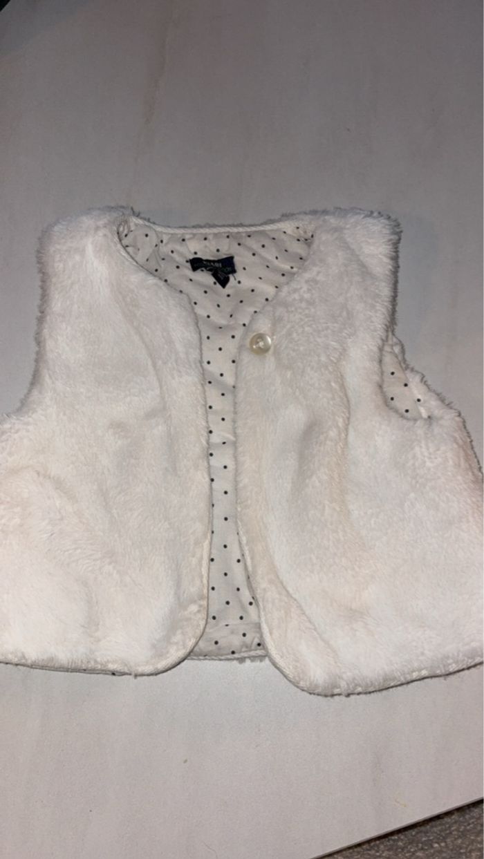 Veste sans manches 12 mois