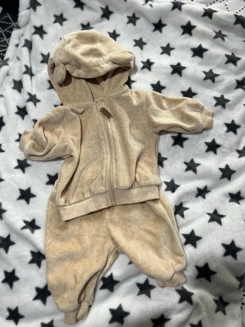 Ensemble beige baby