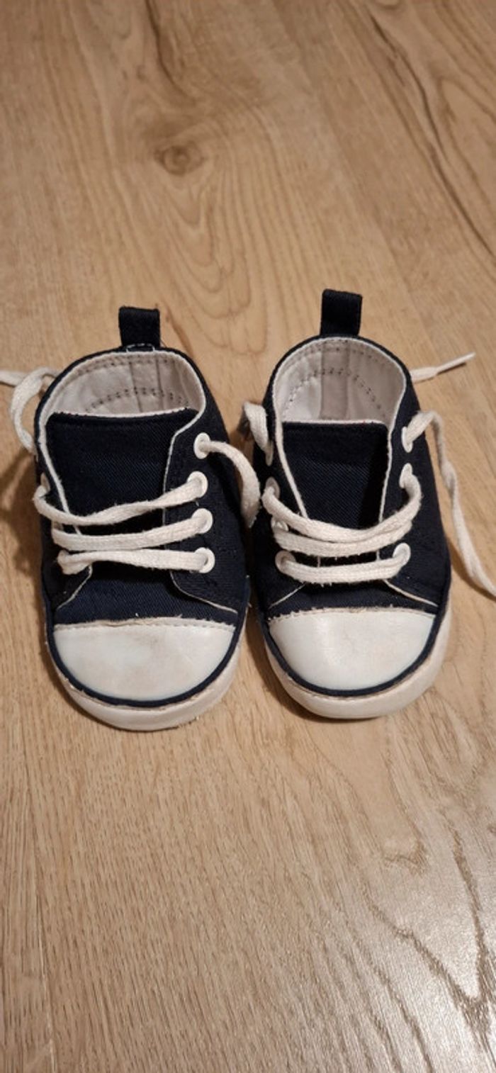 Chaussures Bébé T15 - photo numéro 2