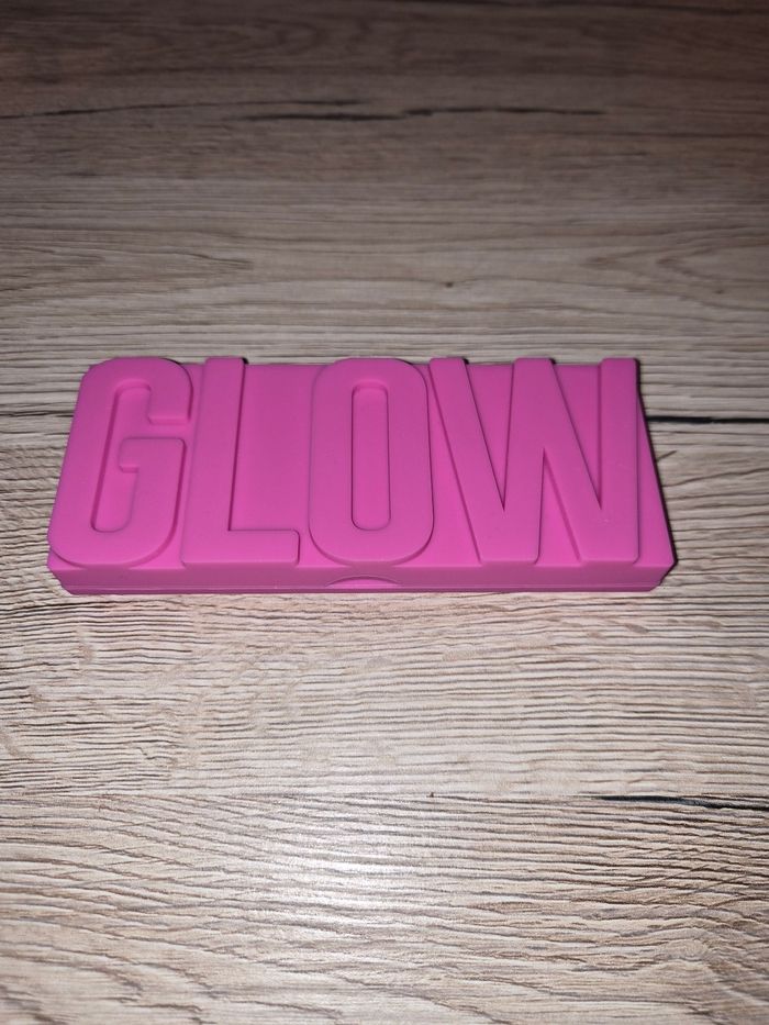Palette highliter glow