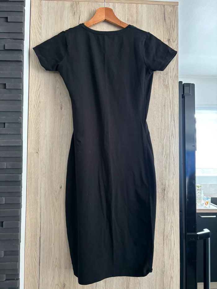Robe mi longue noire - photo numéro 3