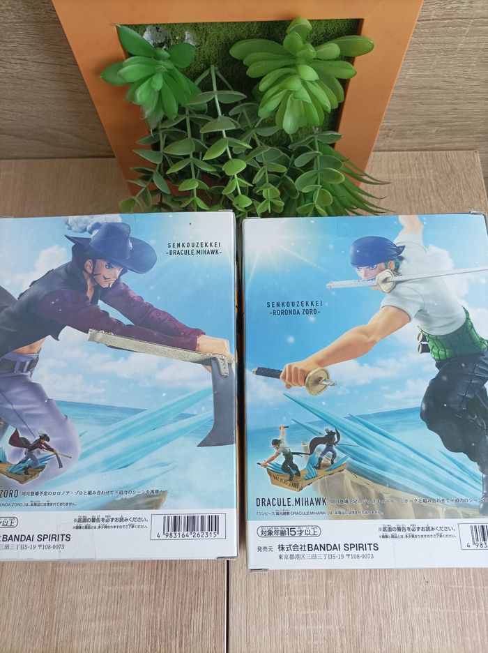 Lot 2 figurines Roronoa Zoro et Dracule Mihawk One Piece banpresto Bandai - photo numéro 6