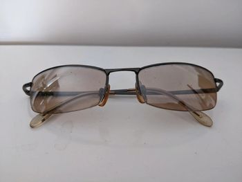 Lunettes de soleil métalliques à verres bruns