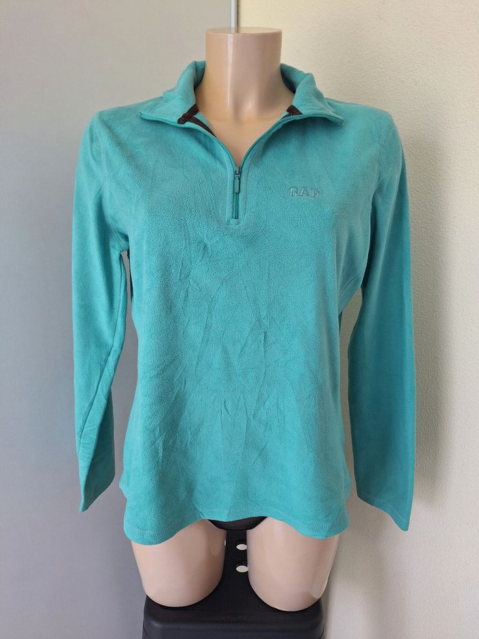 Pull polaire taille M marque Gap