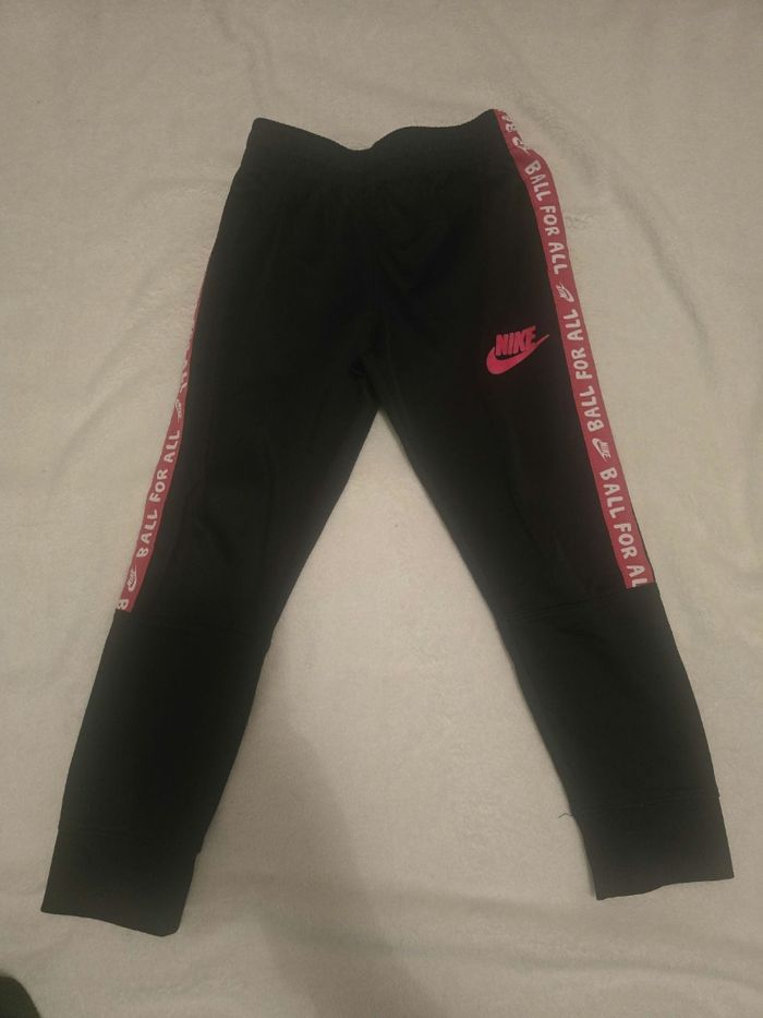 Ensemble jogging Nike garçon 4-5ans - photo numéro 3
