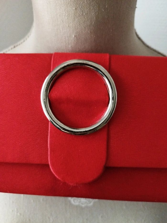 Pochette rouge - photo numéro 2