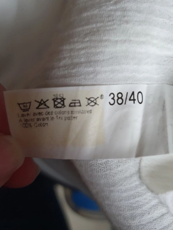 Pantalon blanc . - photo numéro 4