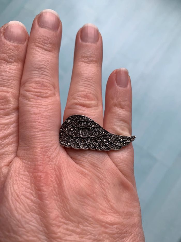 Bague avec strass en forme d’aile taille 57 agatha - photo numéro 4