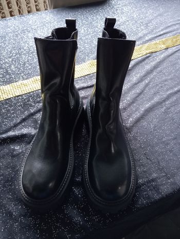 Chaussures pointure 40