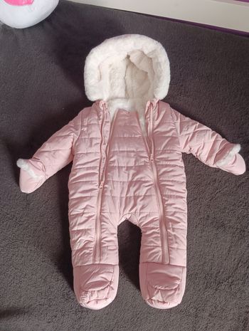 Combi pilote bébé  fille 3 mois