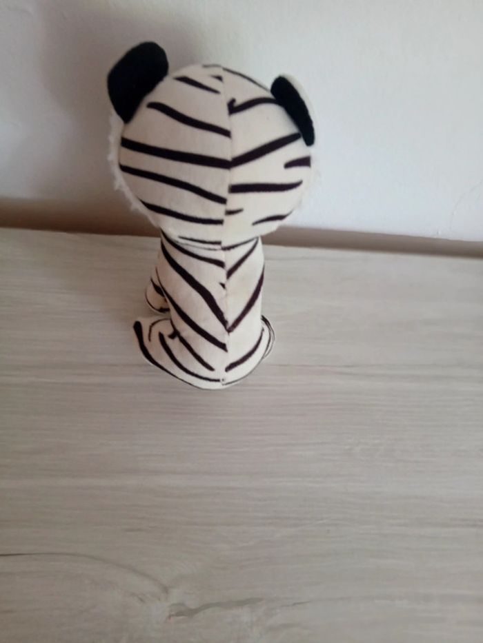 Jolie peluche tigre blanc - photo numéro 2