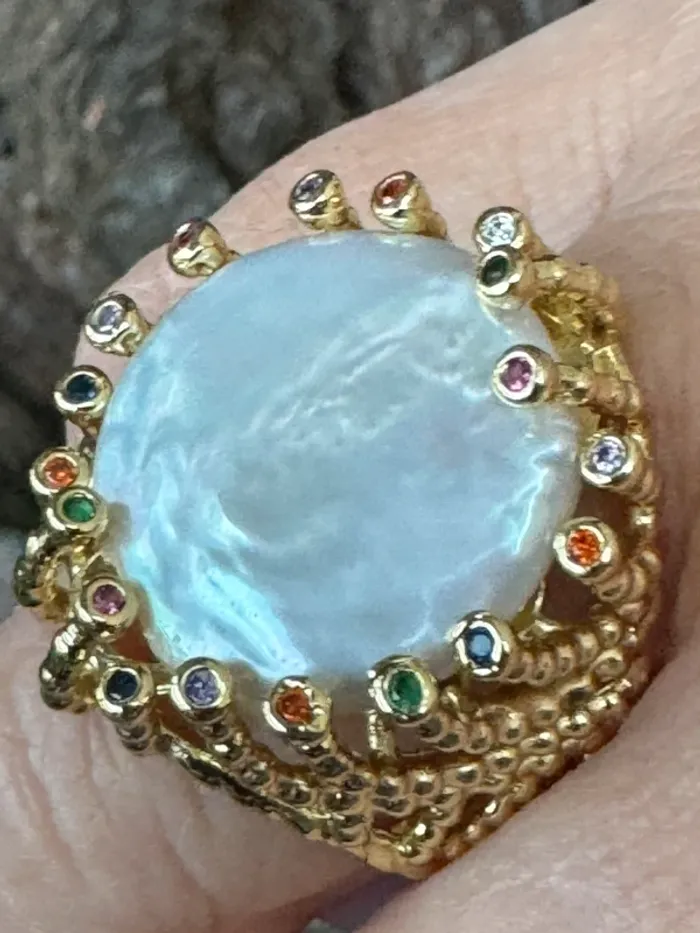 Bague habaha Paris acier inoxydable or travaillée réglable nacré et cristaux couleurs - photo numéro 6