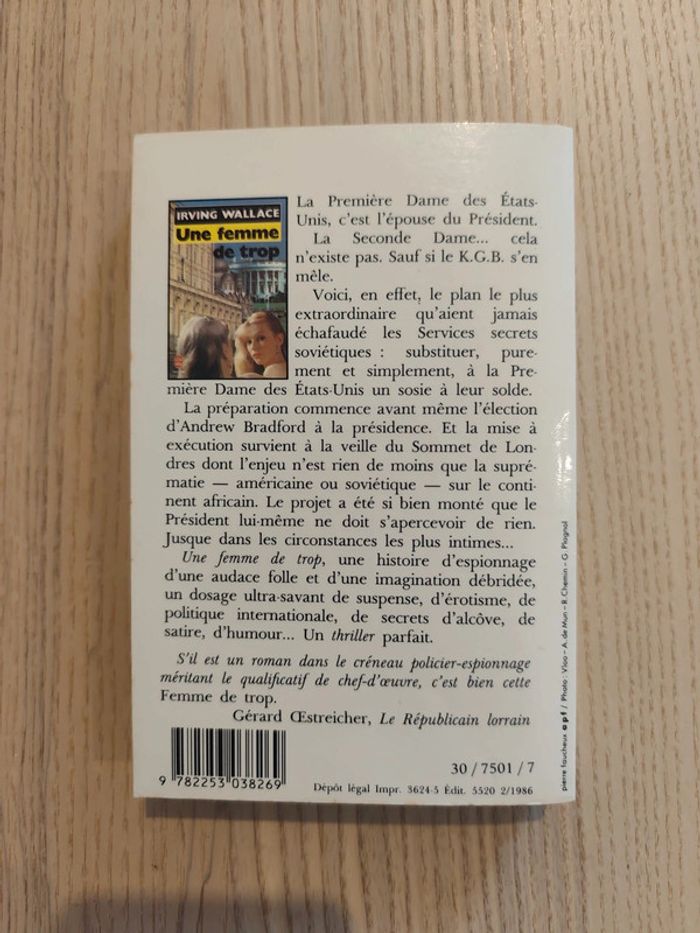 Une femme de trop d'Irving Wallace roman policier 9782253038269 - photo numéro 2
