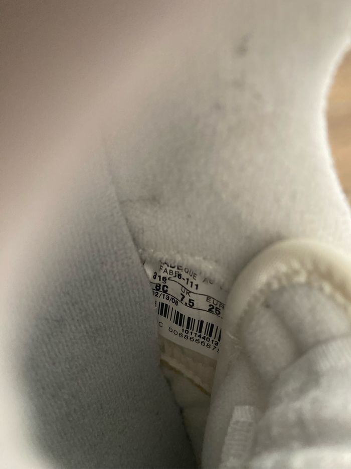 Nike blanche taille 25 - photo numéro 3