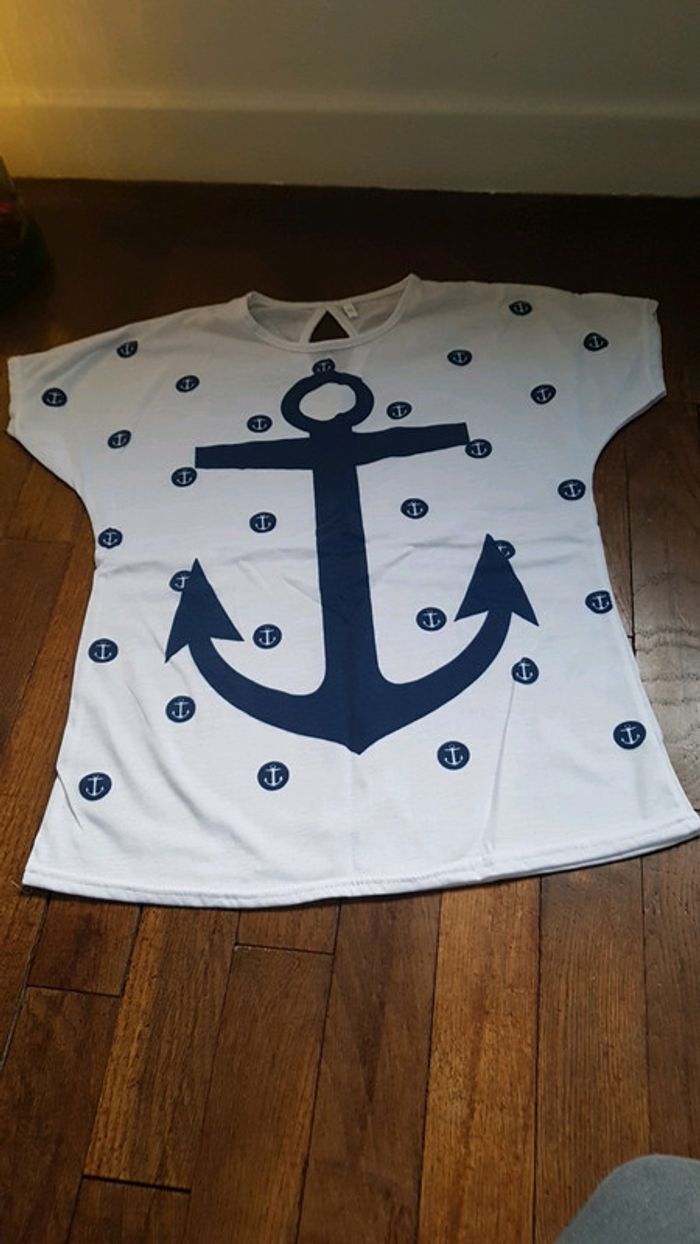 Tee shirt