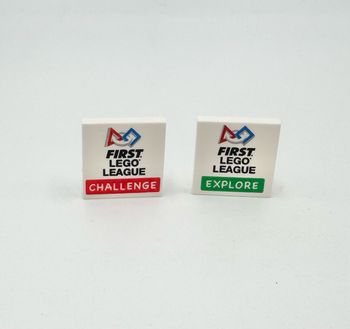 Lego Accessoires City : Lot de 2 tiles 2x2 First Lego League - NEUF