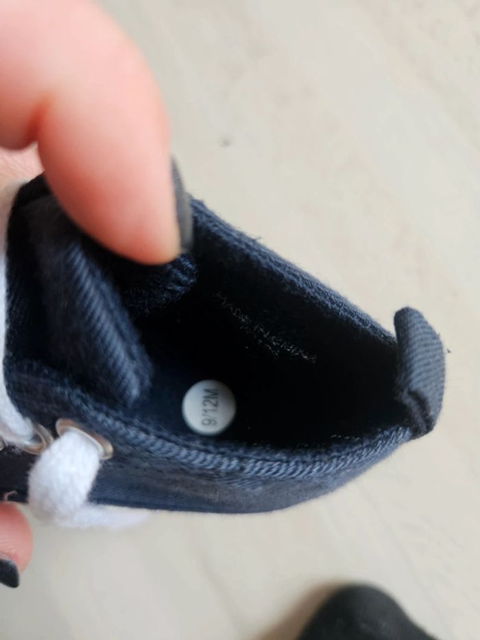 Petites chaussures bébé 9 12 mois - photo numéro 5