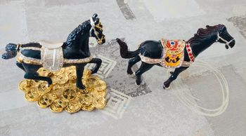 Lot de 2 chevaux décoratifs / Boîte à bijoux Style Feng Shui