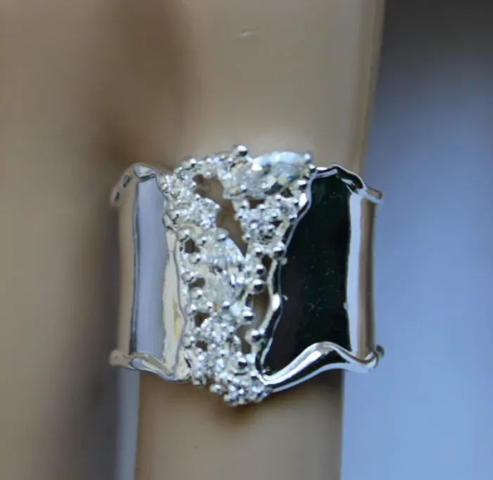 bague argent 925 + Pierre de lune synthétique taille 8 = France 57 = 18.1 mm