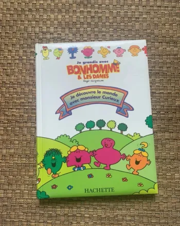Livre je découvre le monde avec monsieur curieux