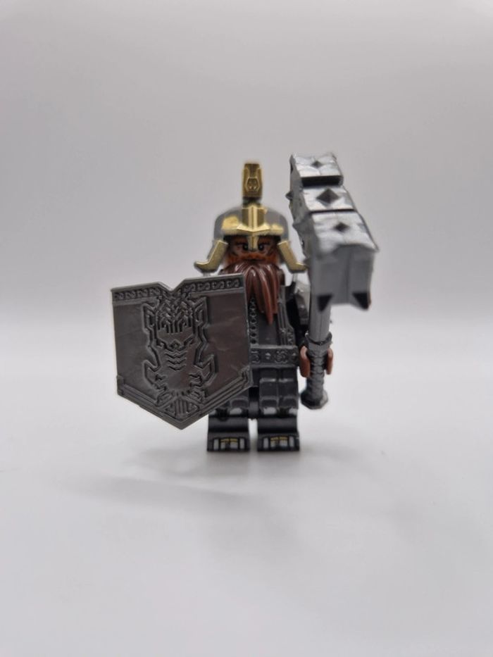 Figurine type lego Roi Nains seigneur des anneaux / hobbit