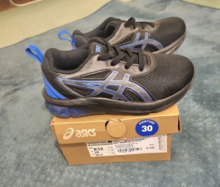 Baskets neuves Asics taille 30 - photo numéro 5