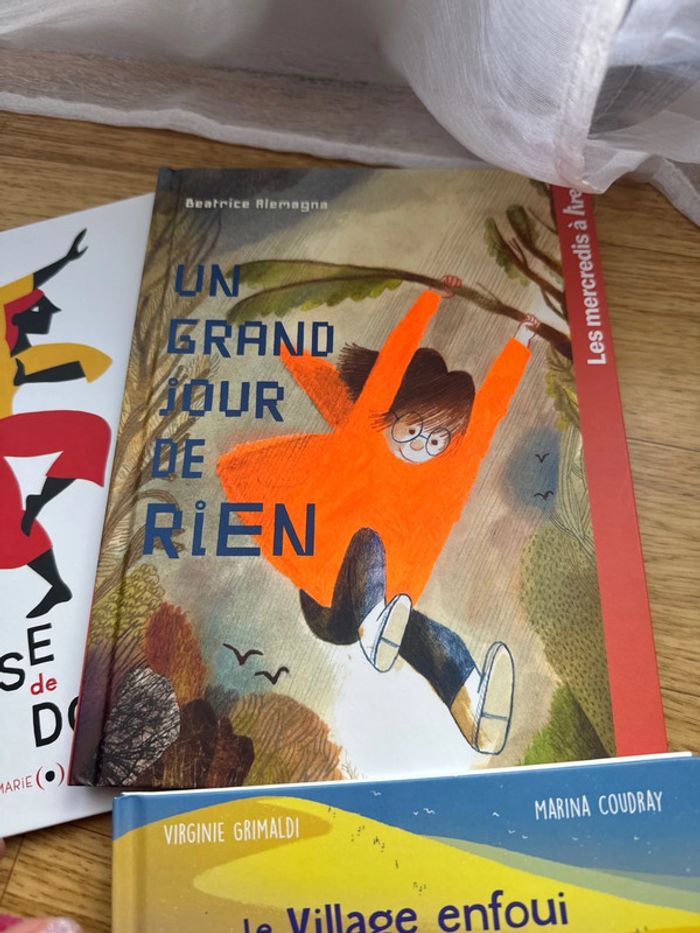 Lot trois livres - photo numéro 3