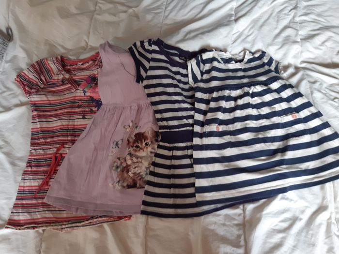Vêtements fille 5 ans - photo numéro 2