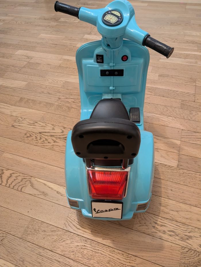 Mini Vespa électrique - photo numéro 4