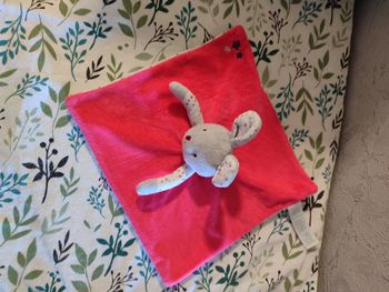Doudou lapin obaibi