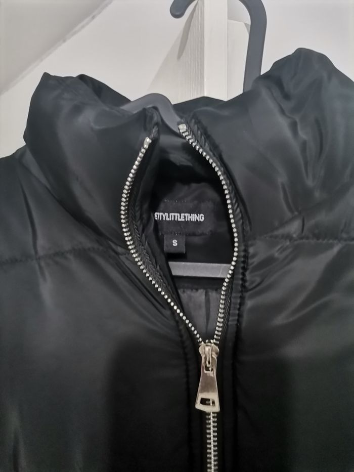 Long manteau PrettyLittleThing neuf – Taille S – Avec étiquette - photo numéro 2