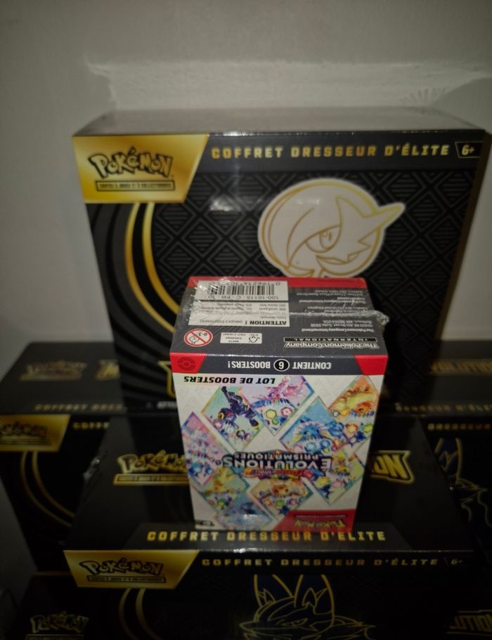 Pokémon Bundle EV8.5 Évolutions Prismatiques FR - photo numéro 2