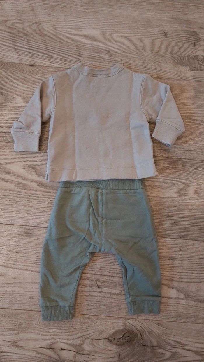 Ensemble bébé - photo numéro 2