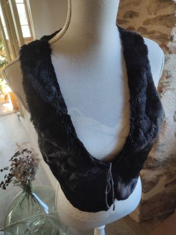Gilet aspect fourrure Molly Bracken 