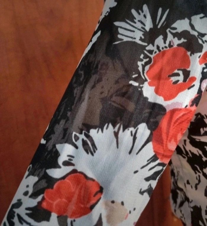 Chemise à motif rose rouge taille XS - photo numéro 4