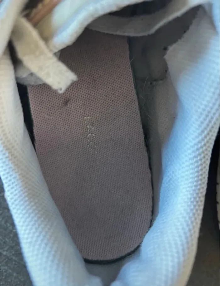 Baskets blanches Lacoste taille 40 👟 - photo numéro 8