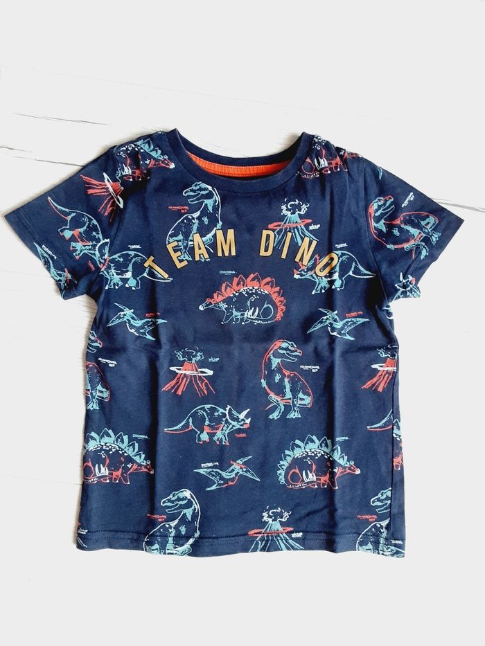 Vêtement garçon tee-shirt manches courtes dinosaures Kiabi 4 ans