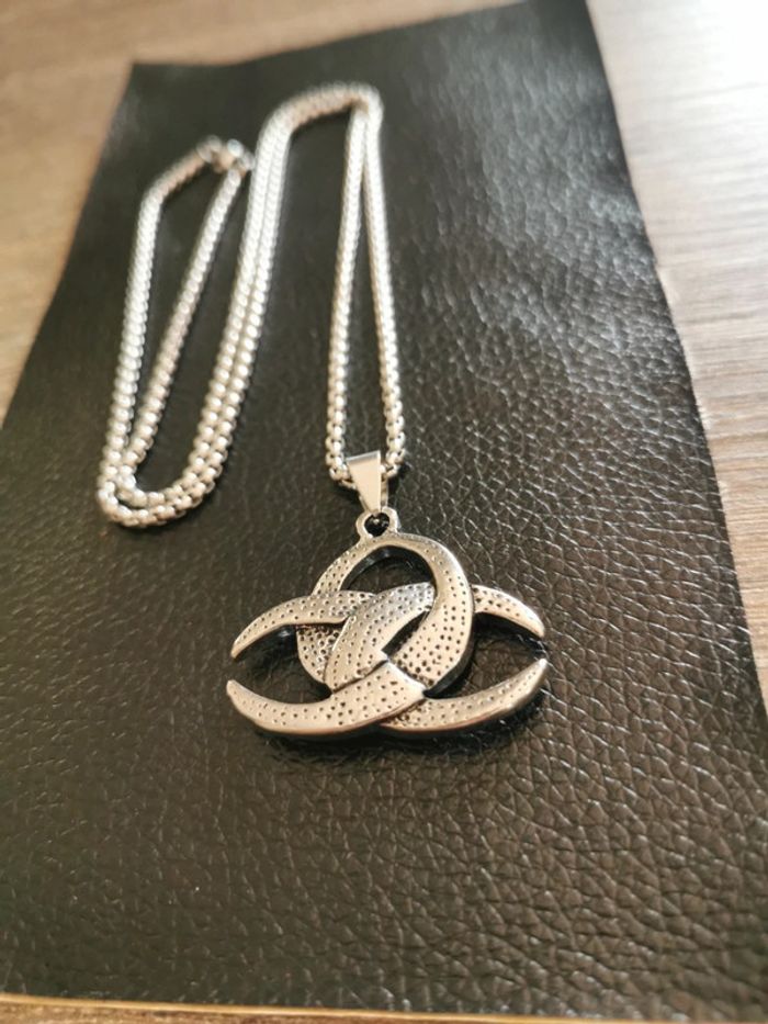 Collier et pendentif noeud celtique - photo numéro 2