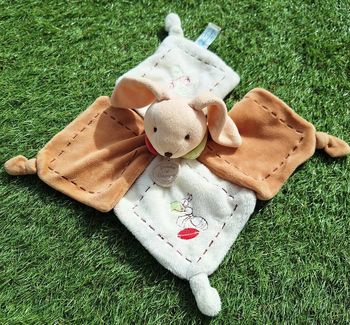 DOUDOU PLAT LAPIN - FOURMI / DOUDOU ET COMPAGNIE