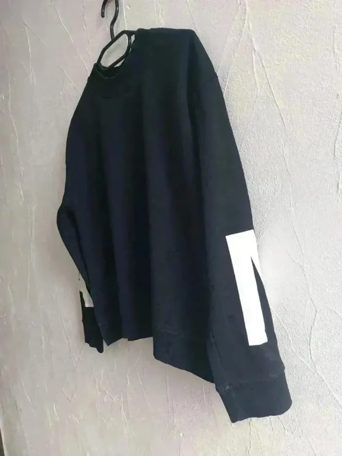 Sweat Noir avec Détails Blancs Taille S - photo numéro 2