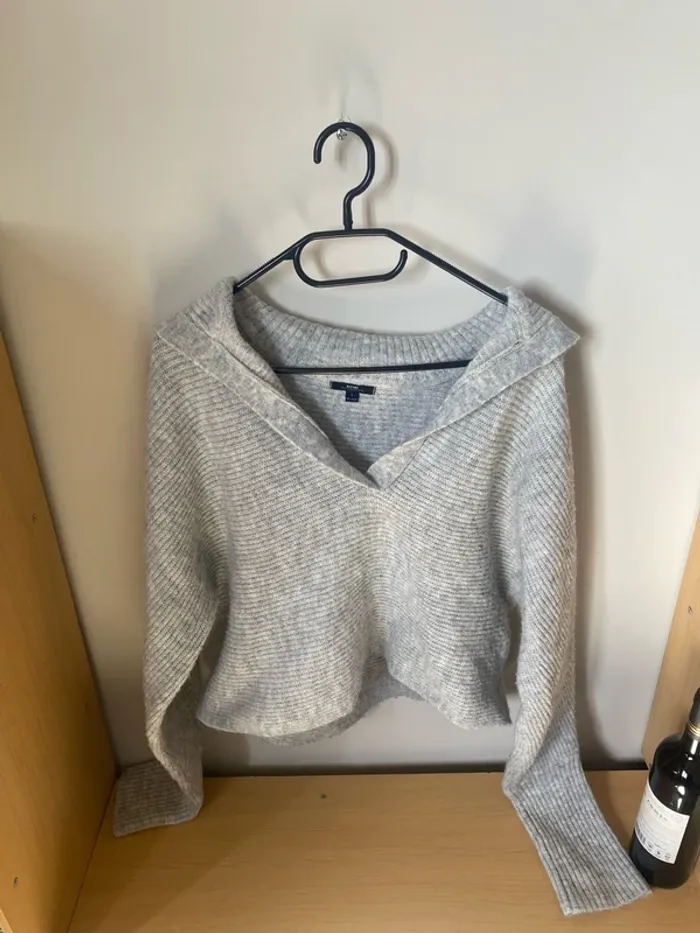 Pull gris court