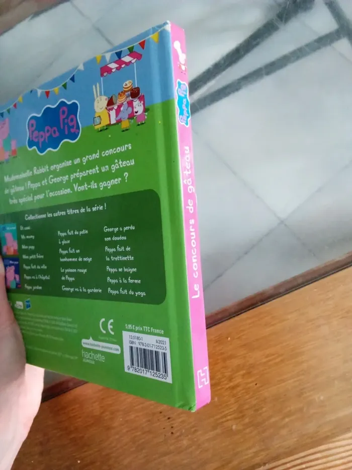 Livre Peppa pig le concours de gâteaux - photo numéro 4