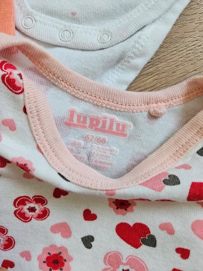 Bodie bébé fille - photo numéro 2