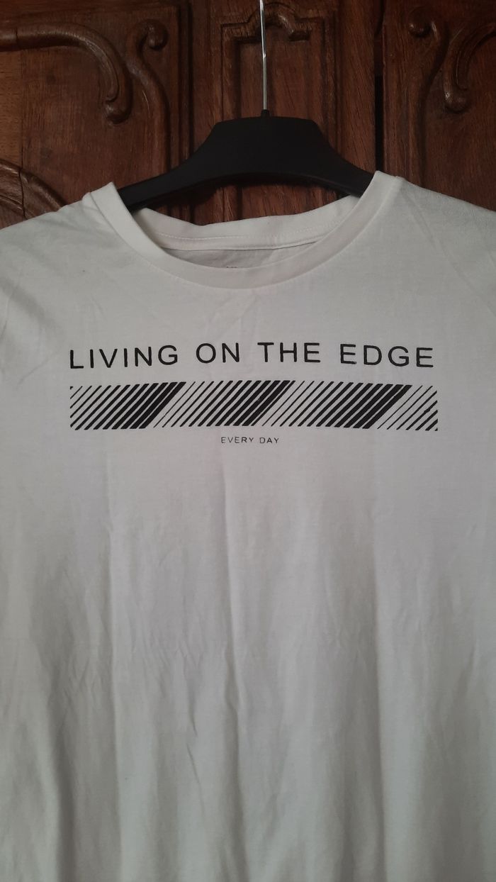 T-shirt kiabi taille XS - photo numéro 3