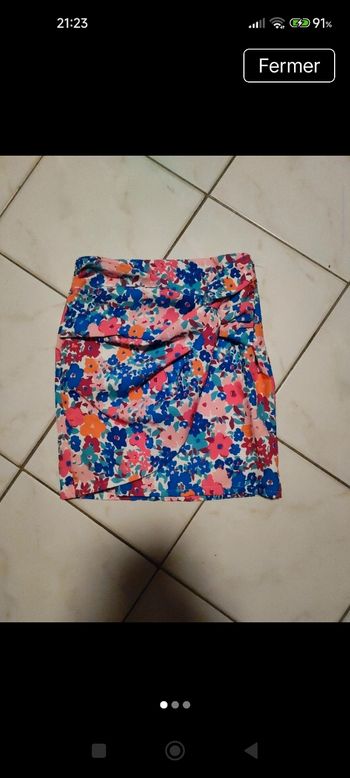 Très belle jupe fleurie 