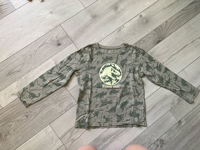 TEE shirt manches longues jurassic world