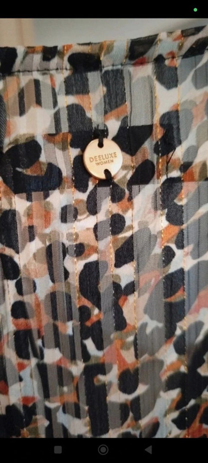 Robe Deeluxe neuve - photo numéro 2